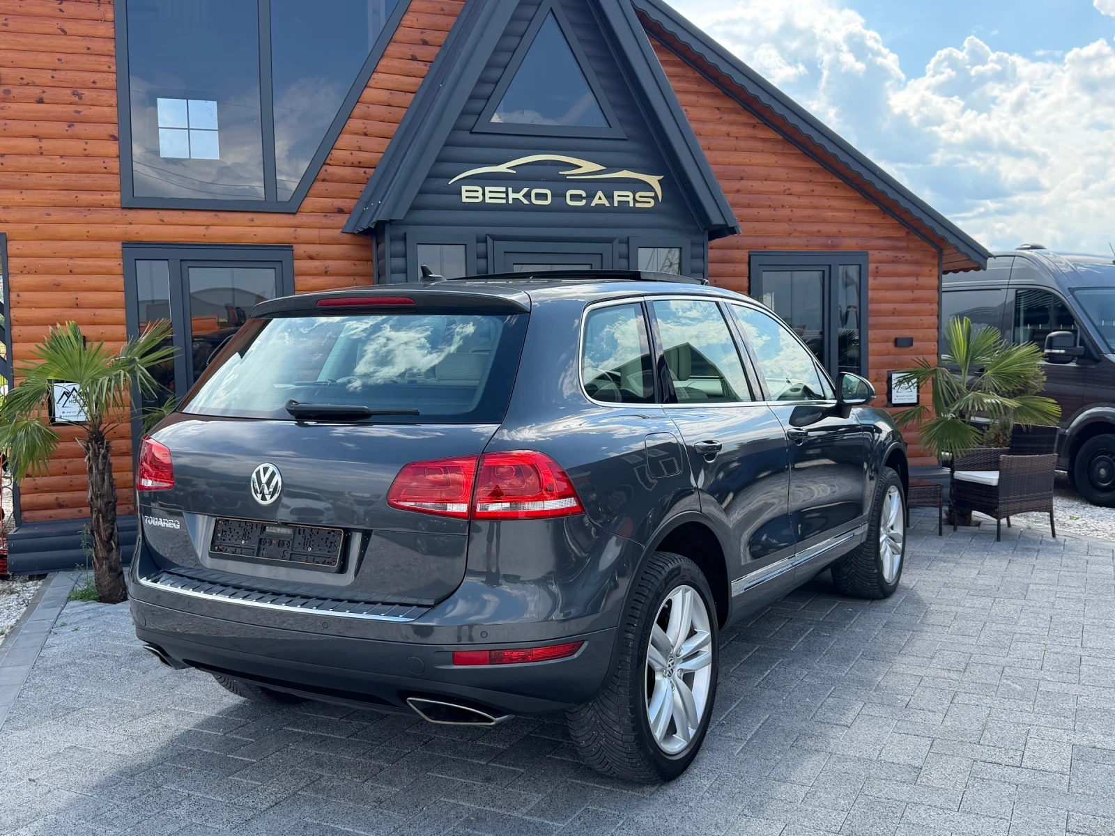 VW Touareg Нов внос от Люксенбург, снимка 5 - Автомобили и джипове - 54939622