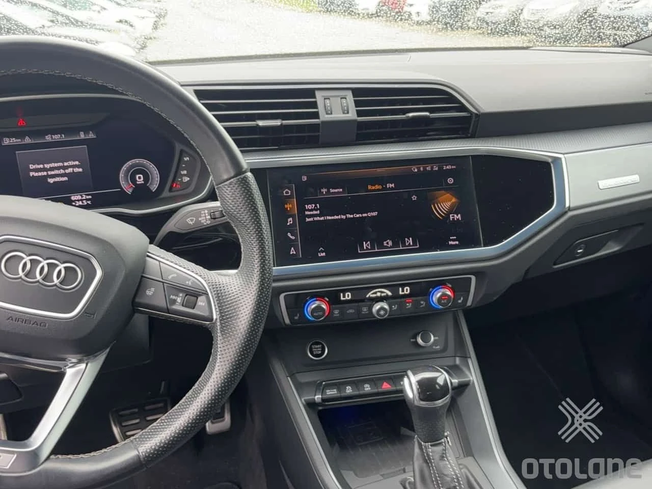 Audi Q3 Technik/360/DISTRONIC/B&O/CARFAX/АВТОКРЕДИТ, снимка 8 - Автомобили и джипове - 55613950