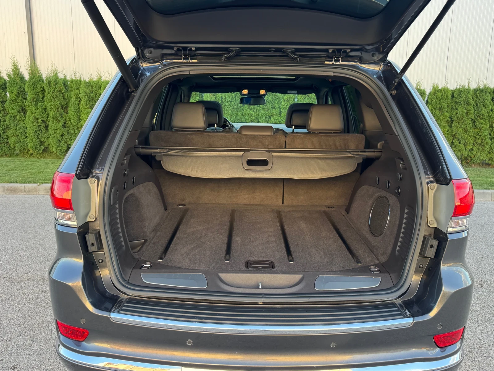 Jeep Grand cherokee 3.0CRDI Summit/FULL/Швейцария!!!, снимка 7 - Автомобили и джипове - 56215550