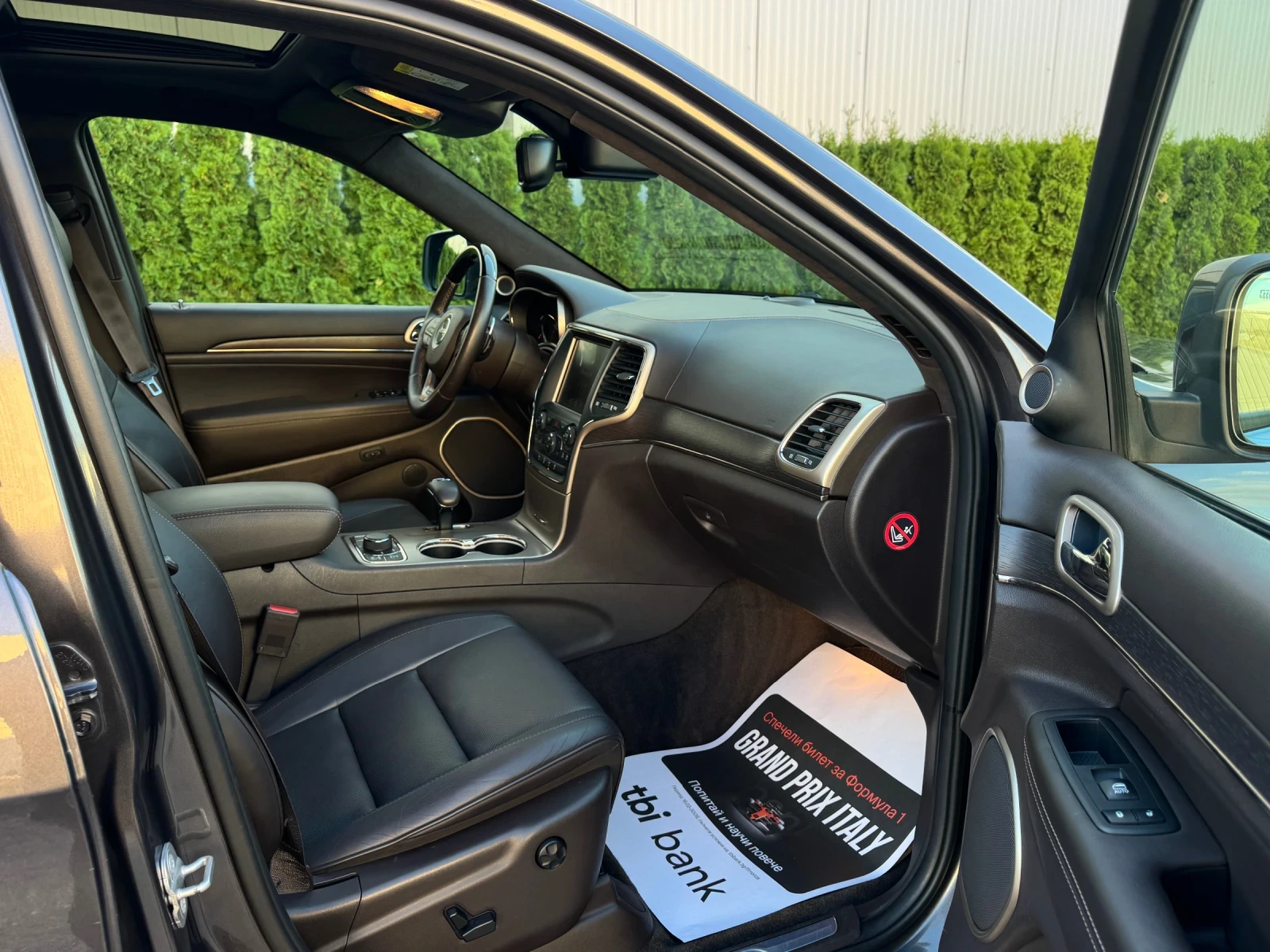 Jeep Grand cherokee 3.0CRDI Summit/FULL/Швейцария!!!, снимка 12 - Автомобили и джипове - 56215550