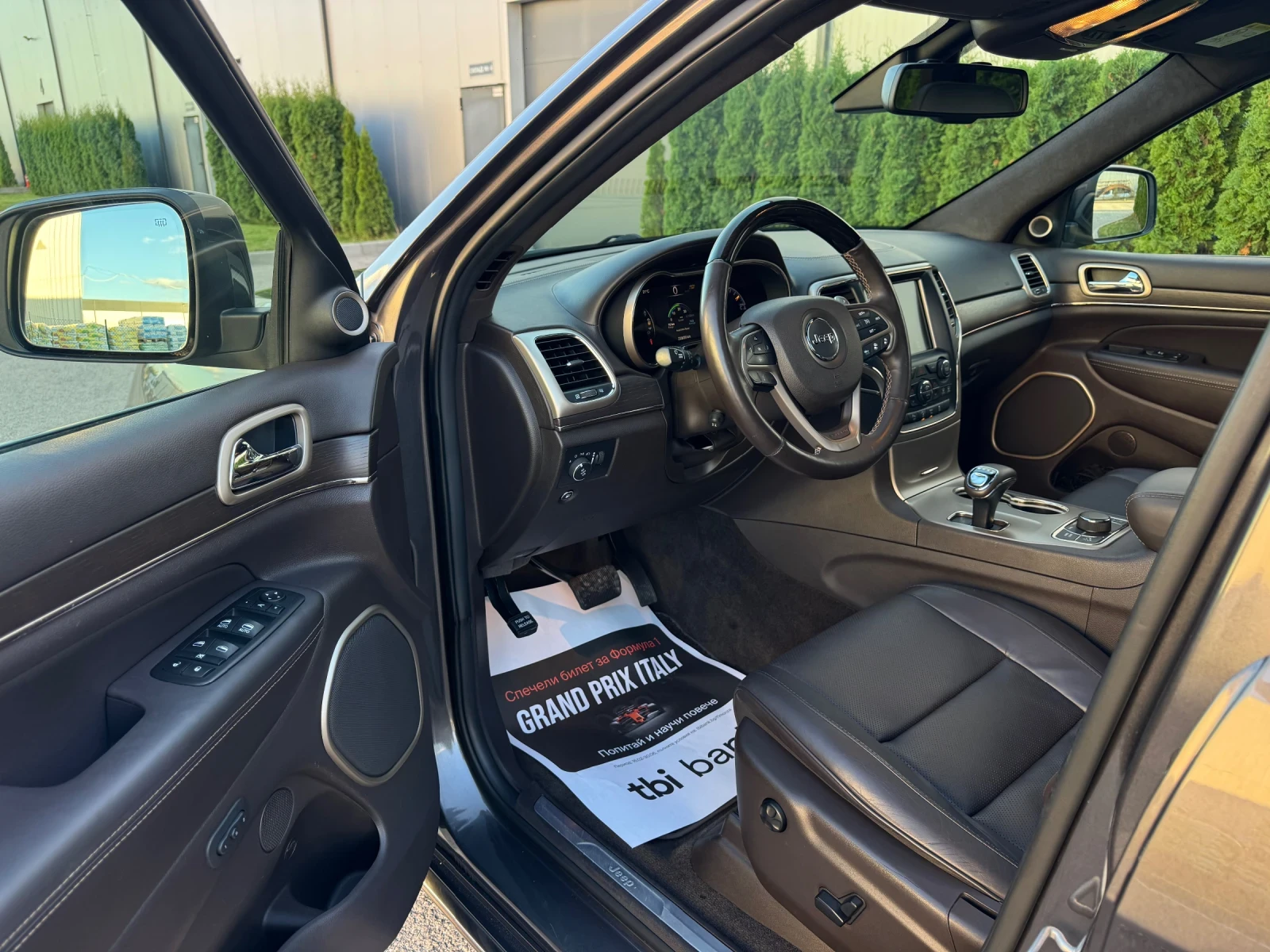 Jeep Grand cherokee 3.0CRDI Summit/FULL/Швейцария!!!, снимка 8 - Автомобили и джипове - 56215550