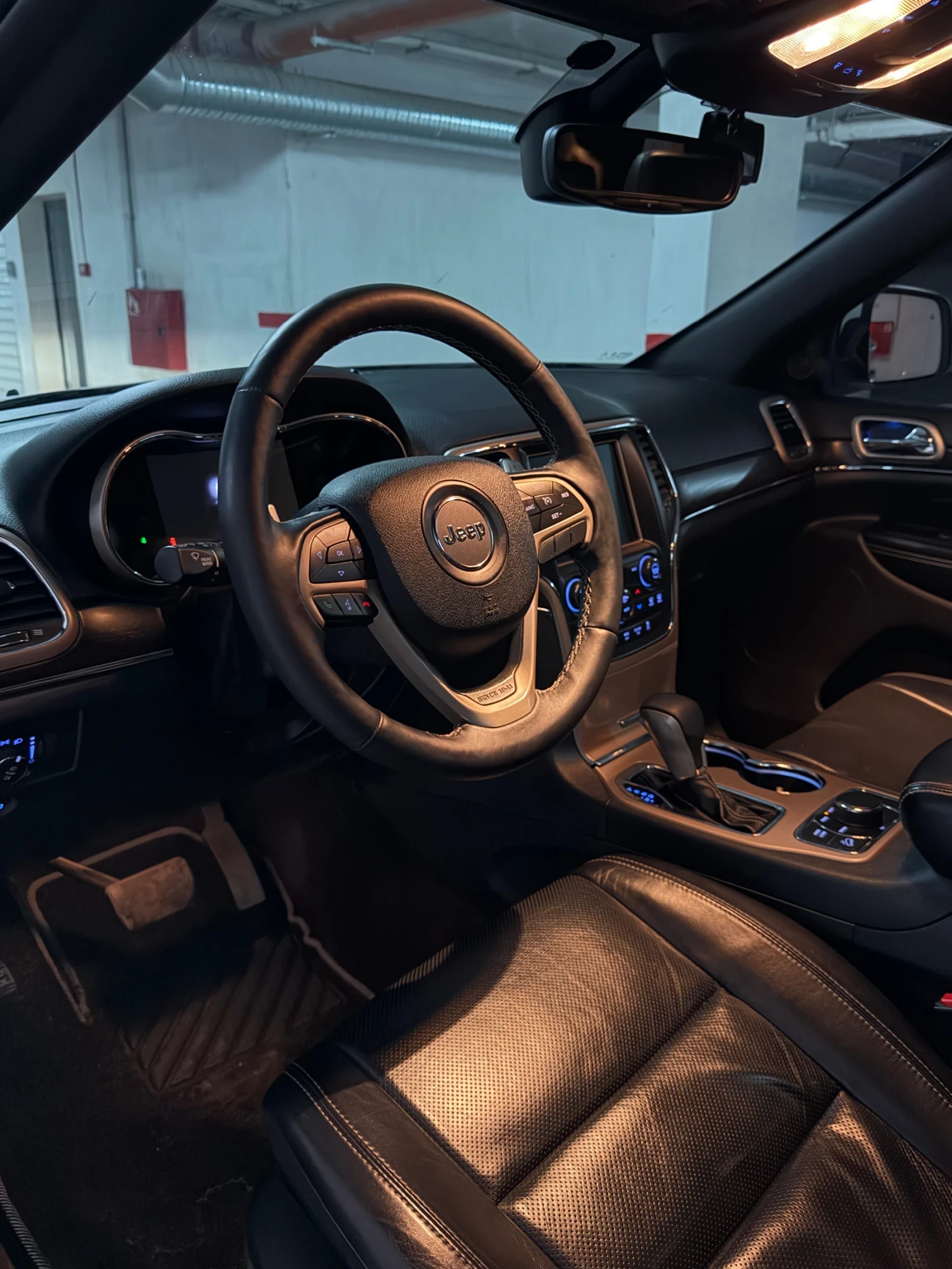 Jeep Grand cherokee 119ХИЛ.КМ/ПЕРФЕКТНА!!!, снимка 6 - Автомобили и джипове - 56241496
