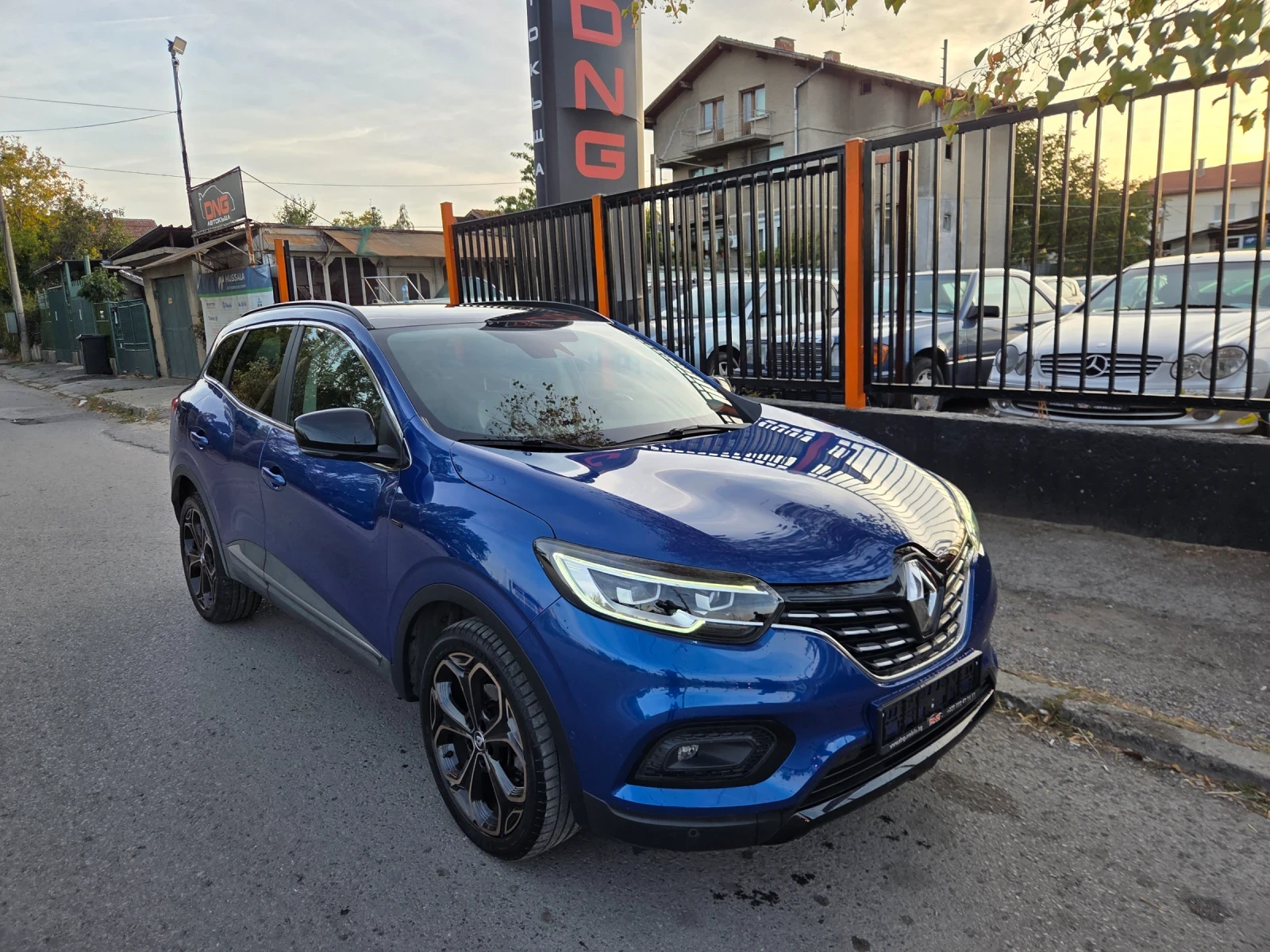 Renault Kadjar 1, 300/BLACK EDITION/EURO6D, снимка 2 - Автомобили и джипове - 56330875