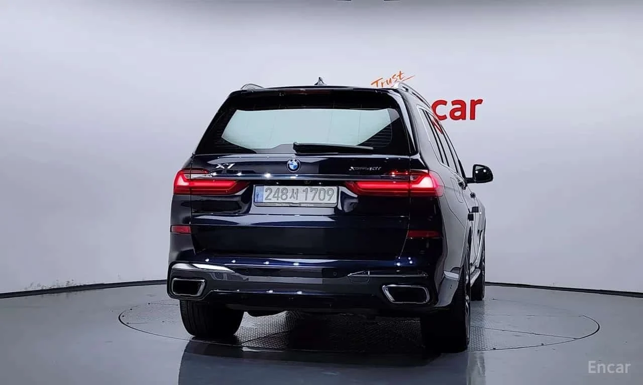 BMW X7 * xDrive 40i M Sport * LASER * ���� �� ��������   | Mobile.bg � ����������� 4