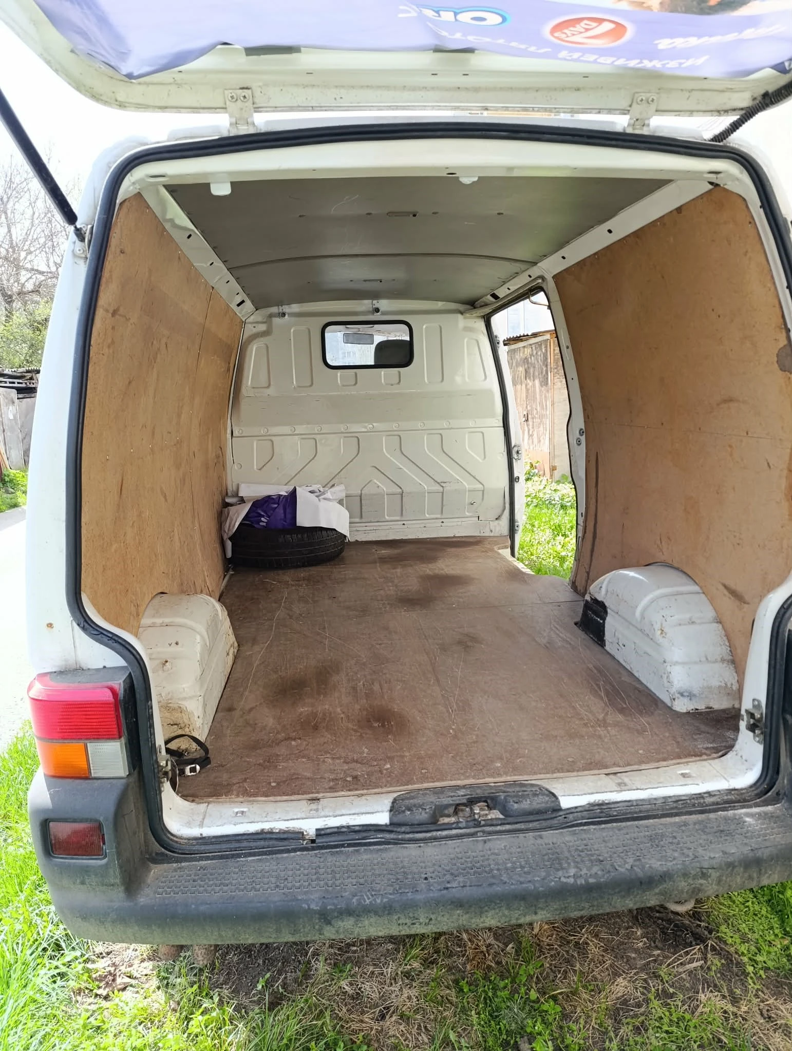 VW Transporter, снимка 4 - Бусове и автобуси - 54211679