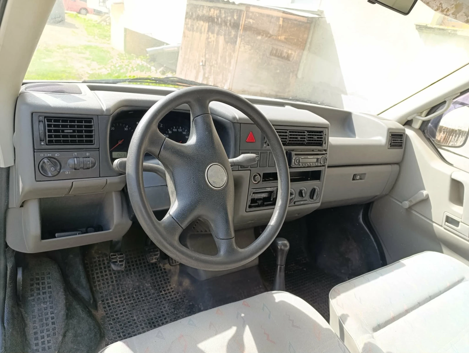 VW Transporter, снимка 6 - Бусове и автобуси - 54211679