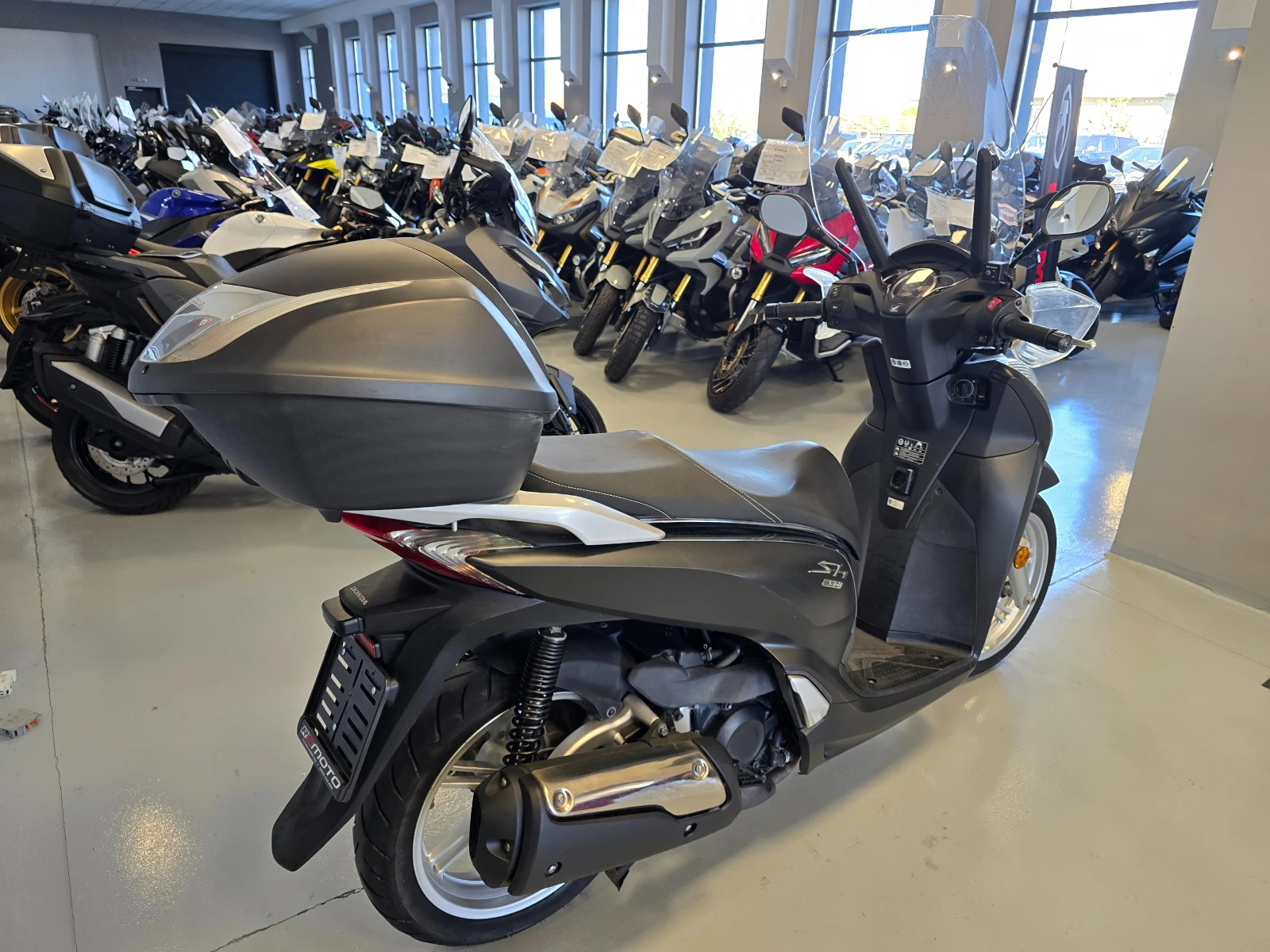 Honda Sh 300ie, ABS, 2016�. | Mobile.bg � ����������� 4