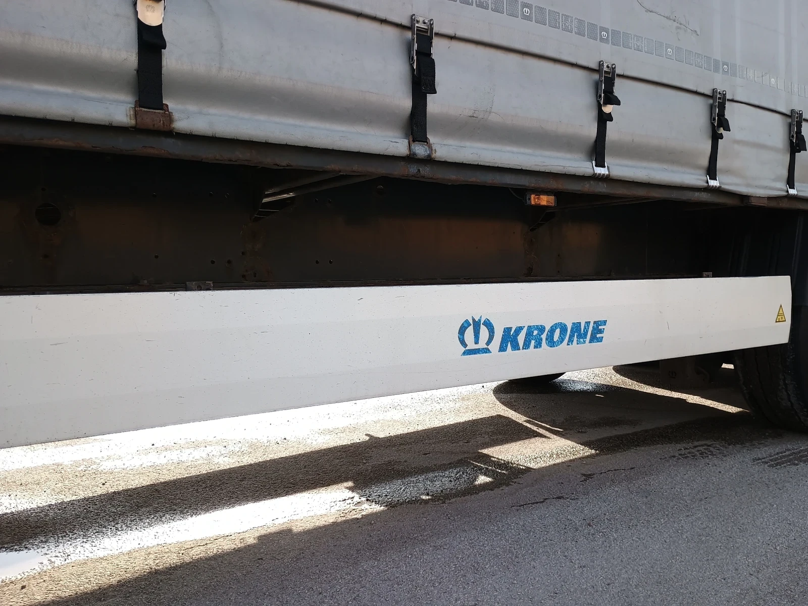 Полуремарке Krone, снимка 5 - Ремаркета - 55579224
