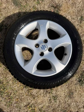 Toyota Yaris 1.3 VVT-i, снимка 11