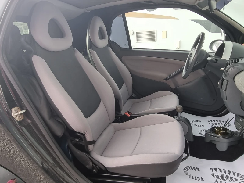 Smart Fortwo 0.7 РЕГИСТРИРАН, снимка 11 - Автомобили и джипове - 50008550