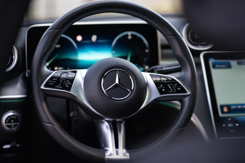 Mercedes-Benz C 300 AMG, ЛИЗИНГ, снимка 8 - Автомобили и джипове - 52427042