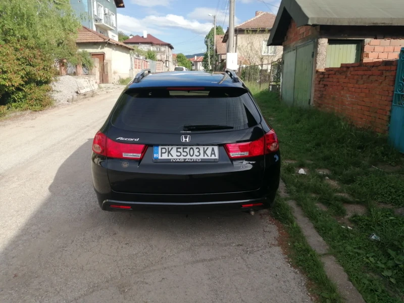 Honda Accord, снимка 14 - Автомобили и джипове - 52401659