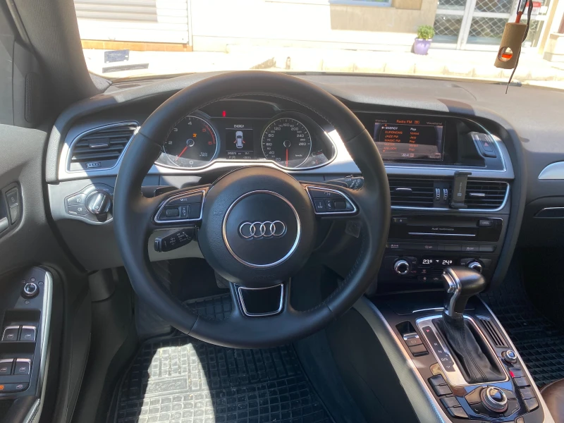 Audi A4 Avant 2.0 TDI, снимка 13 - Автомобили и джипове - 52417297