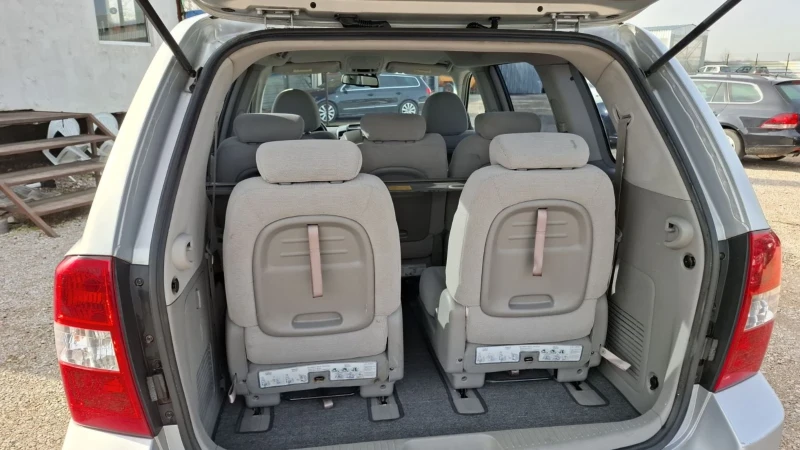 Kia Carnival EX 2.9CDTI/NOV VNOS GERMANY, снимка 7 - Автомобили и джипове - 52626154