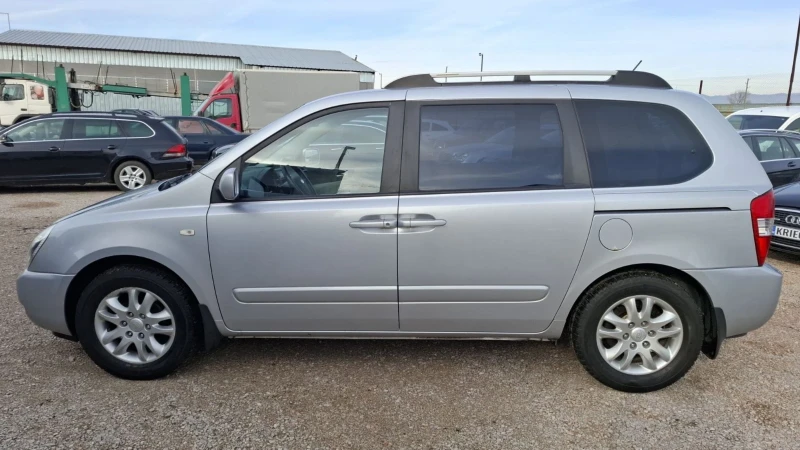 Kia Carnival EX 2.9CDTI/NOV VNOS GERMANY, снимка 9 - Автомобили и джипове - 52626154
