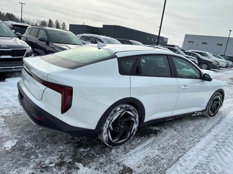 Kia K4 * FWD * CARFAX * ЦЕНА ДО БГ, снимка 3 - Автомобили и джипове - 53043712