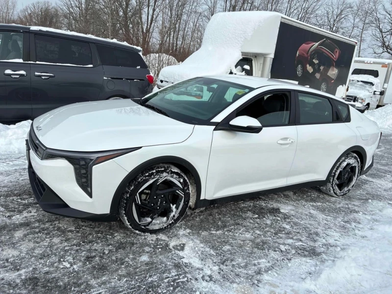 Kia K4 * FWD * CARFAX * ЦЕНА ДО БГ, снимка 2 - Автомобили и джипове - 53043712