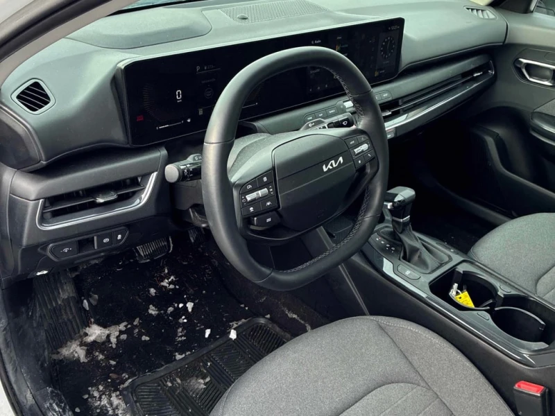 Kia K4 * FWD * CARFAX * ЦЕНА ДО БГ, снимка 5 - Автомобили и джипове - 53043712