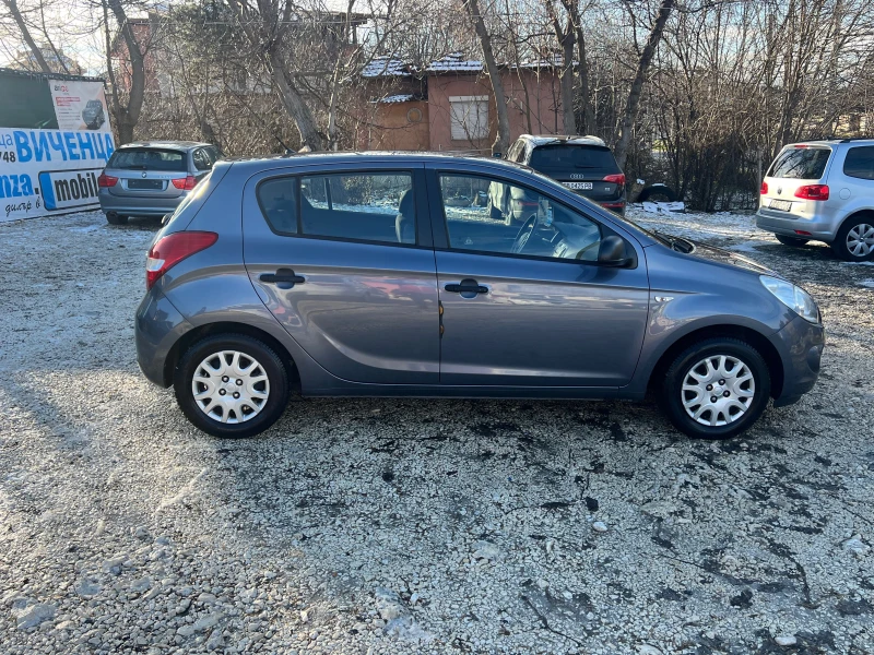 Hyundai I20 1.2 Фабрична газова уредба , снимка 5 - Автомобили и джипове - 53044720