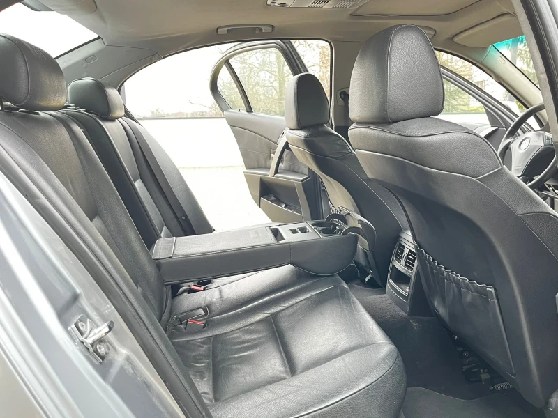 BMW 530 3.0D, снимка 12 - Автомобили и джипове - 53210709