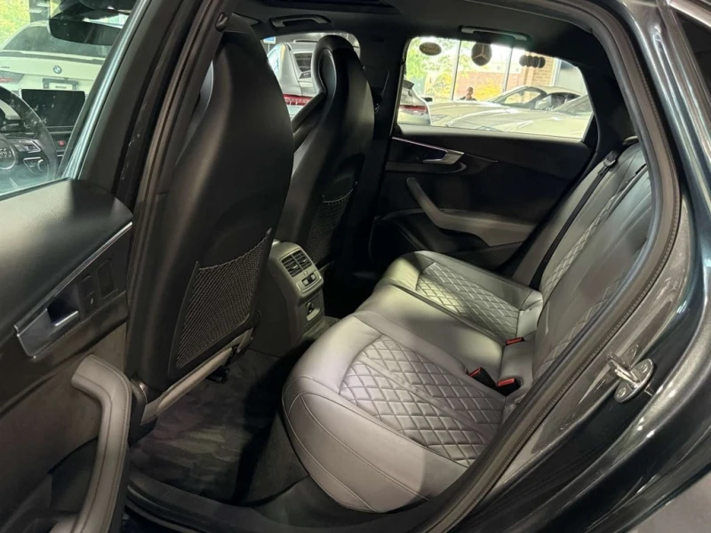 Audi S4 * quattro Technik* ДИСТРОНИК* 360 КАМЕРИ* , снимка 12 - Автомобили и джипове - 53467202