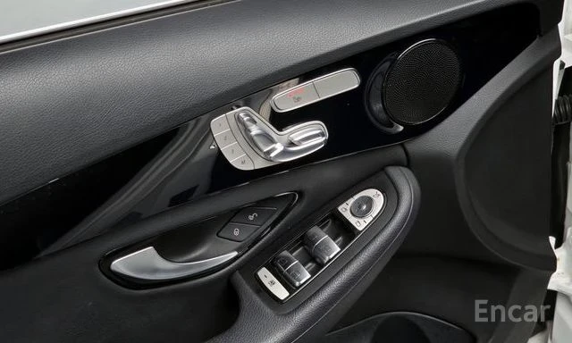 Mercedes-Benz C 200 d | ЗАДНА КАМЕРА | ШИБЕДАХ | KEYLESS | , снимка 15 - Автомобили и джипове - 53970388