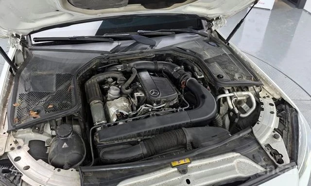 Mercedes-Benz C 200 d | ЗАДНА КАМЕРА | ШИБЕДАХ | KEYLESS | , снимка 5 - Автомобили и джипове - 53970388