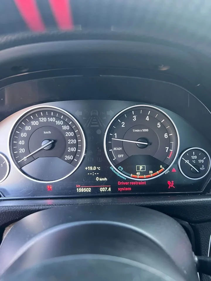 BMW 335 * xDrive* АВТОКРЕДИТ БЕЗ ПЪРВОНАЧАЛНА ВНОСКА* , снимка 6 - Автомобили и джипове - 55123477