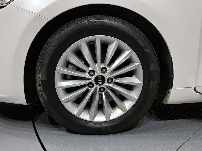 Kia K7 3.0 Lpi Luxury, снимка 5 - Автомобили и джипове - 55834894