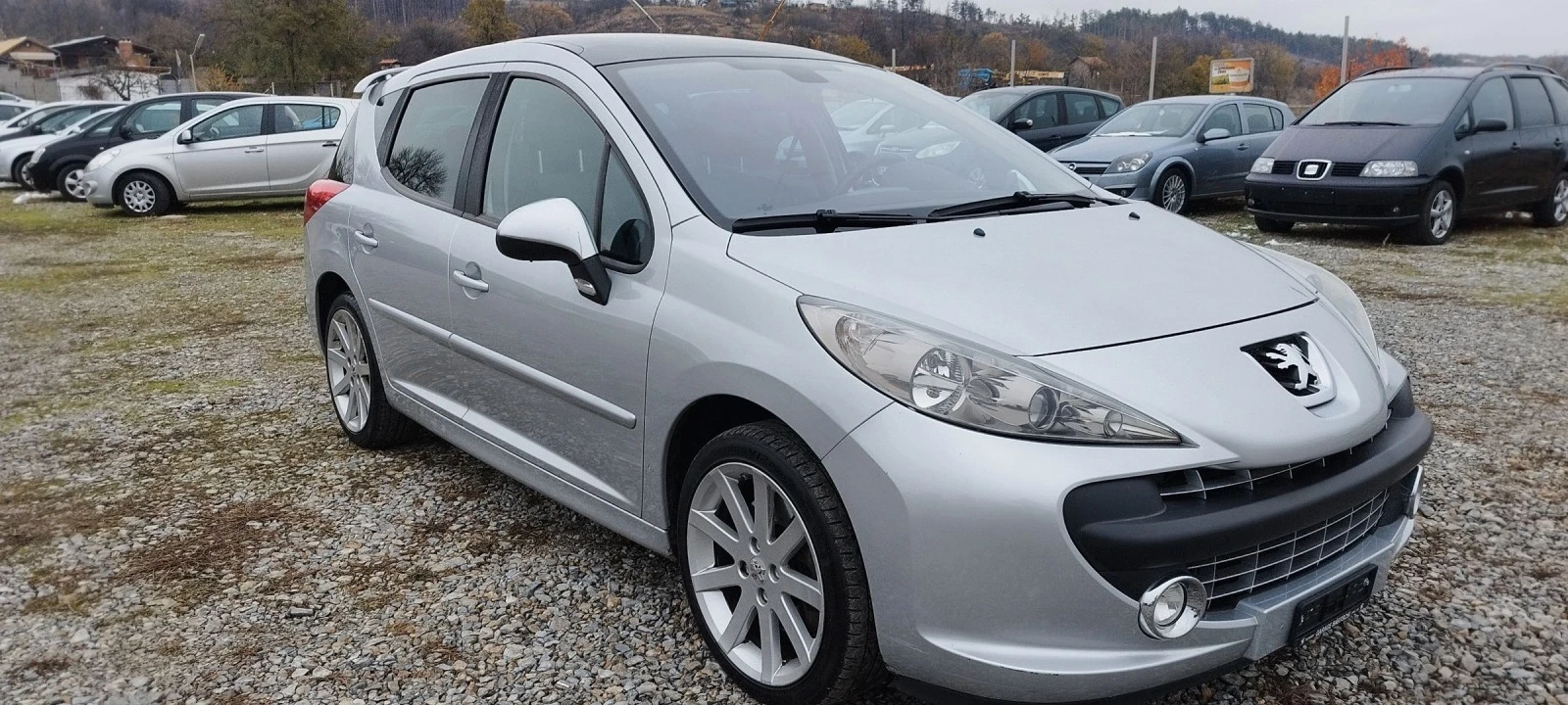 Peugeot 207 1.6-175к.с GTI - изображение 3