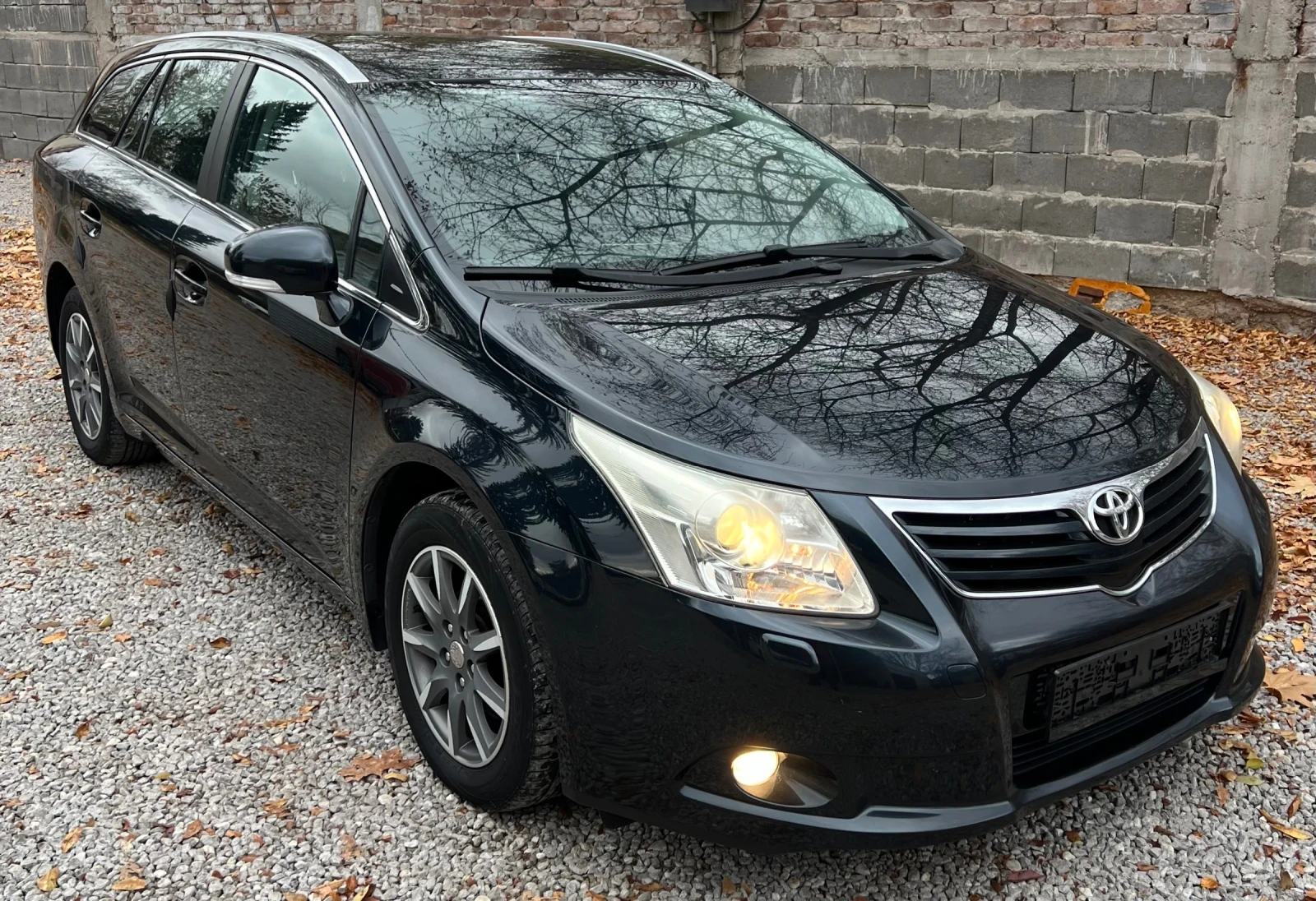 Toyota Avensis 1.8i-147кс, 6ск - изображение 2