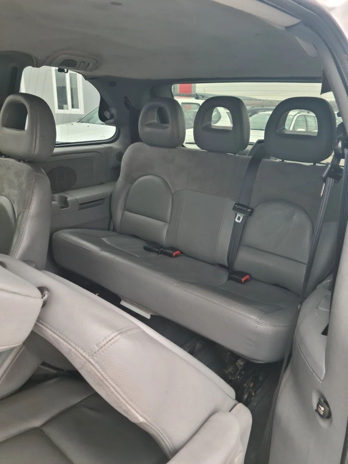 Chrysler Voyager 2.5DIZEL MOTOR MERCEDES | Mobile.bg — изображение 14