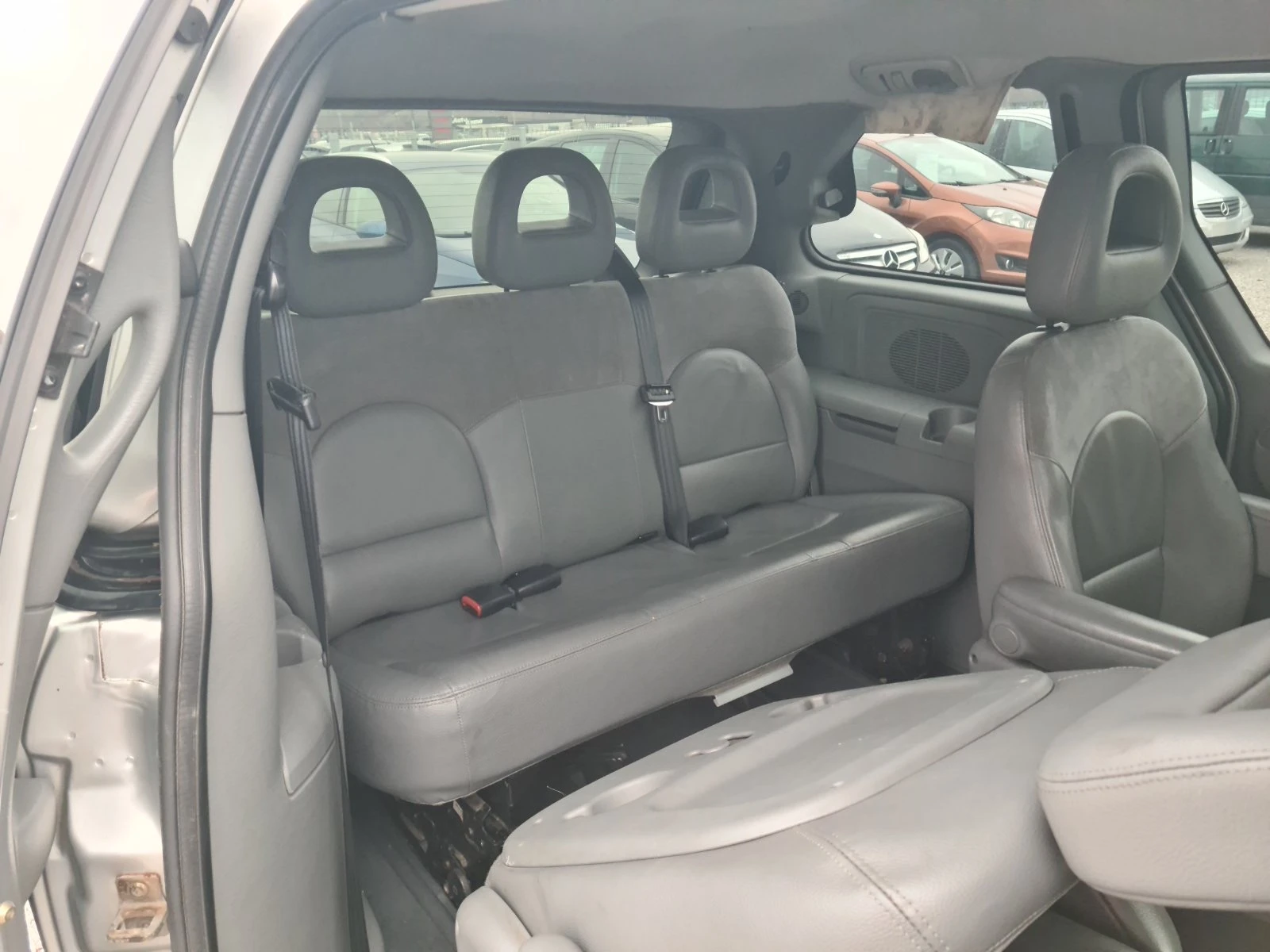 Chrysler Voyager 2.5DIZEL MOTOR MERCEDES | Mobile.bg — изображение 17