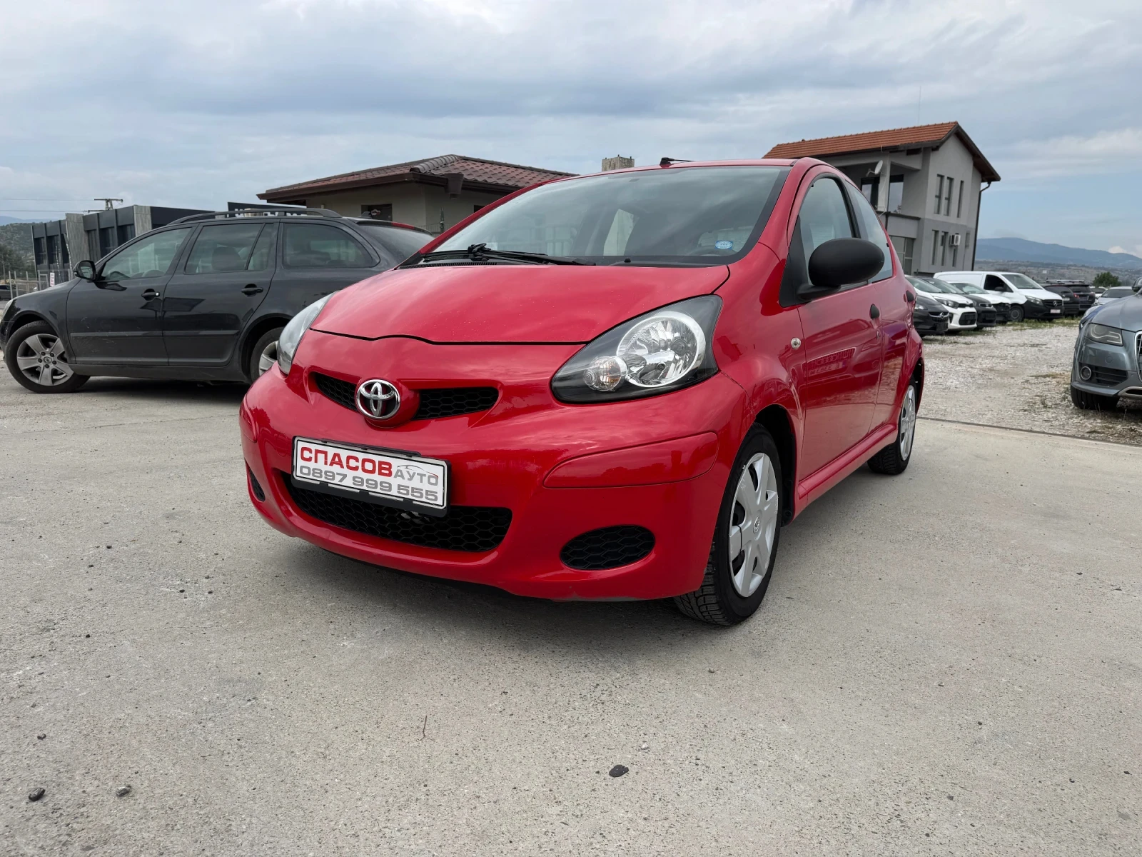Toyota Aygo 1.0 i b/gpl - изображение 2