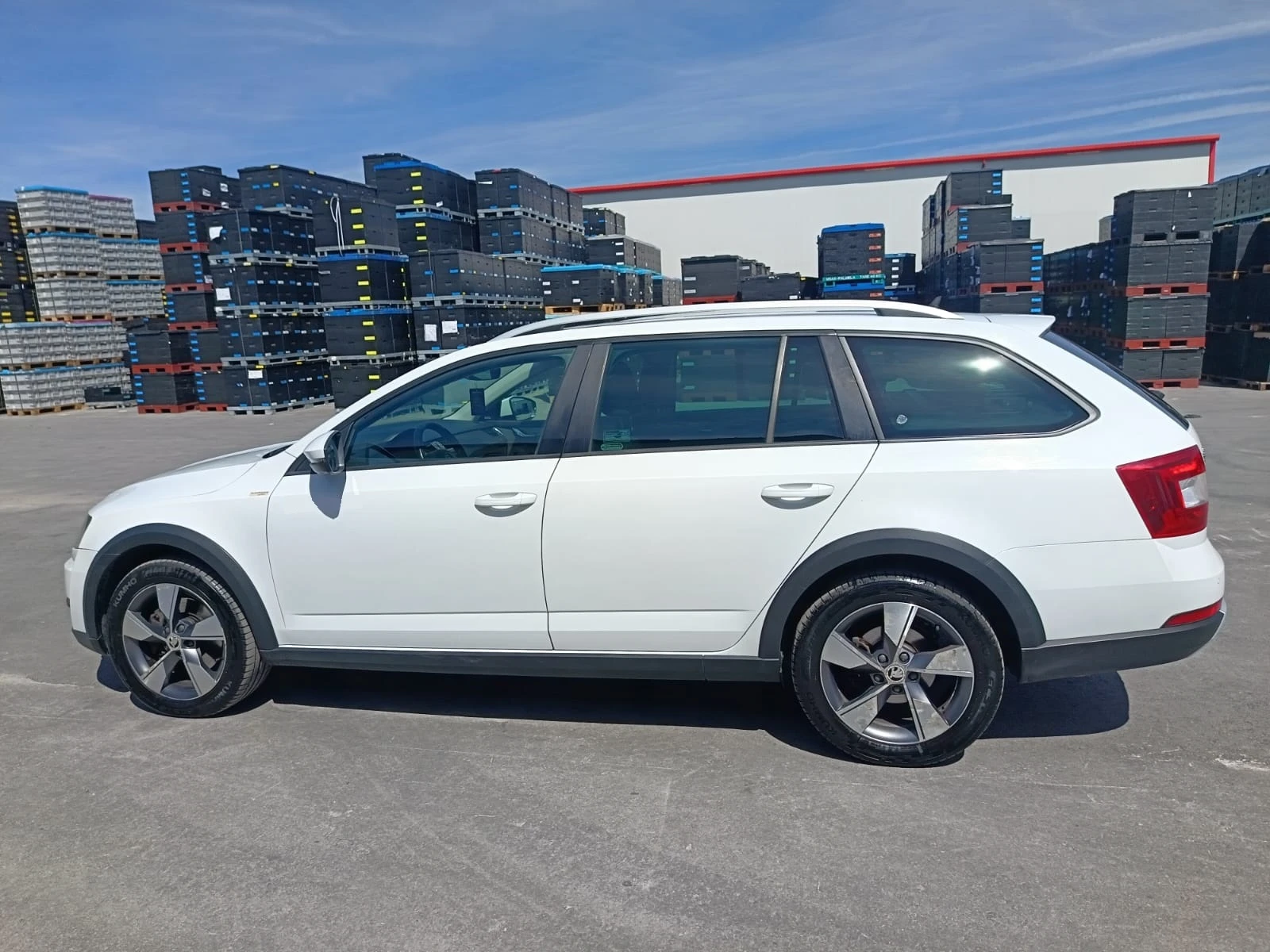 Skoda Octavia Scout - изображение 4