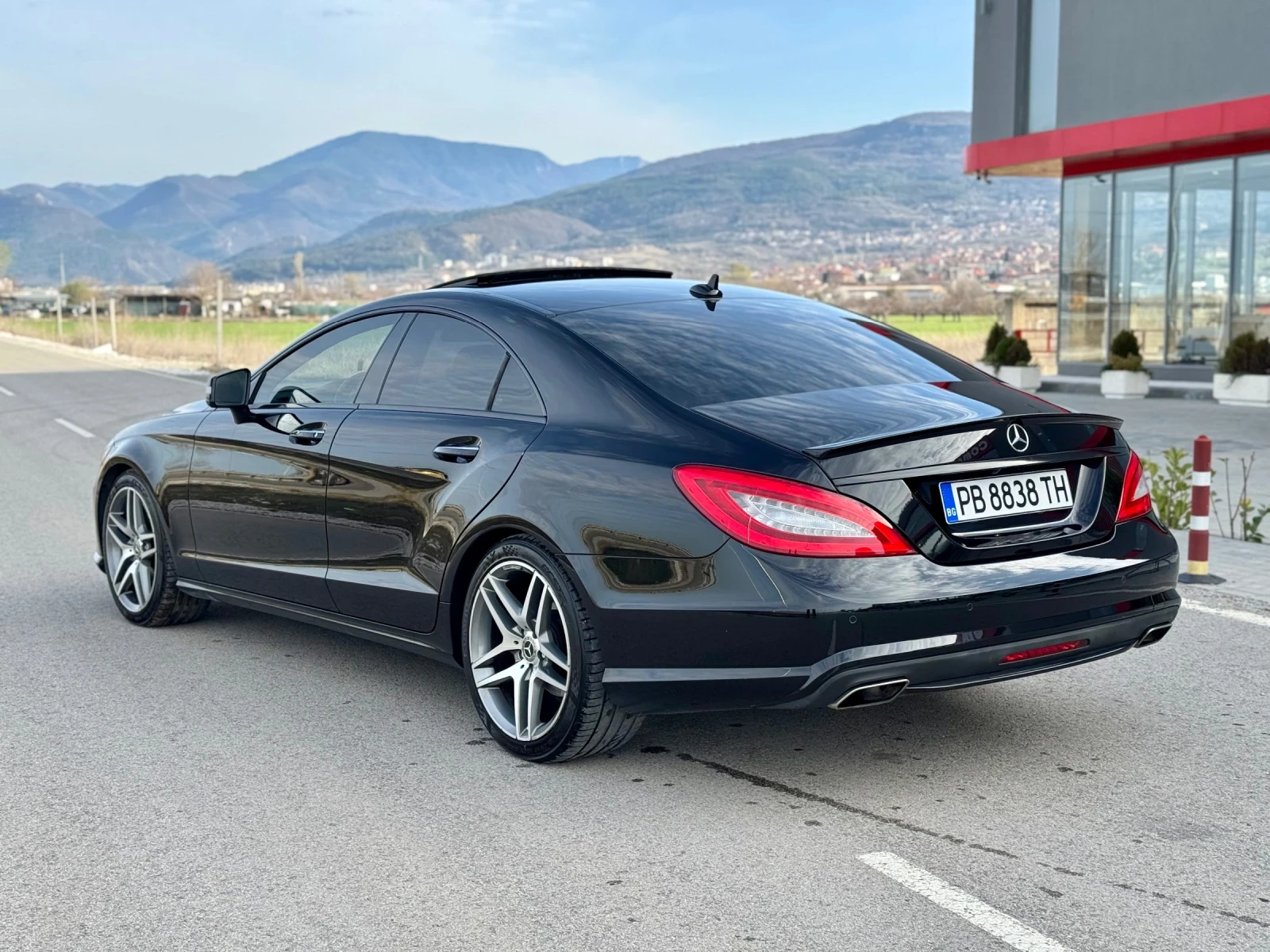 Mercedes-Benz CLS 350  - изображение 2