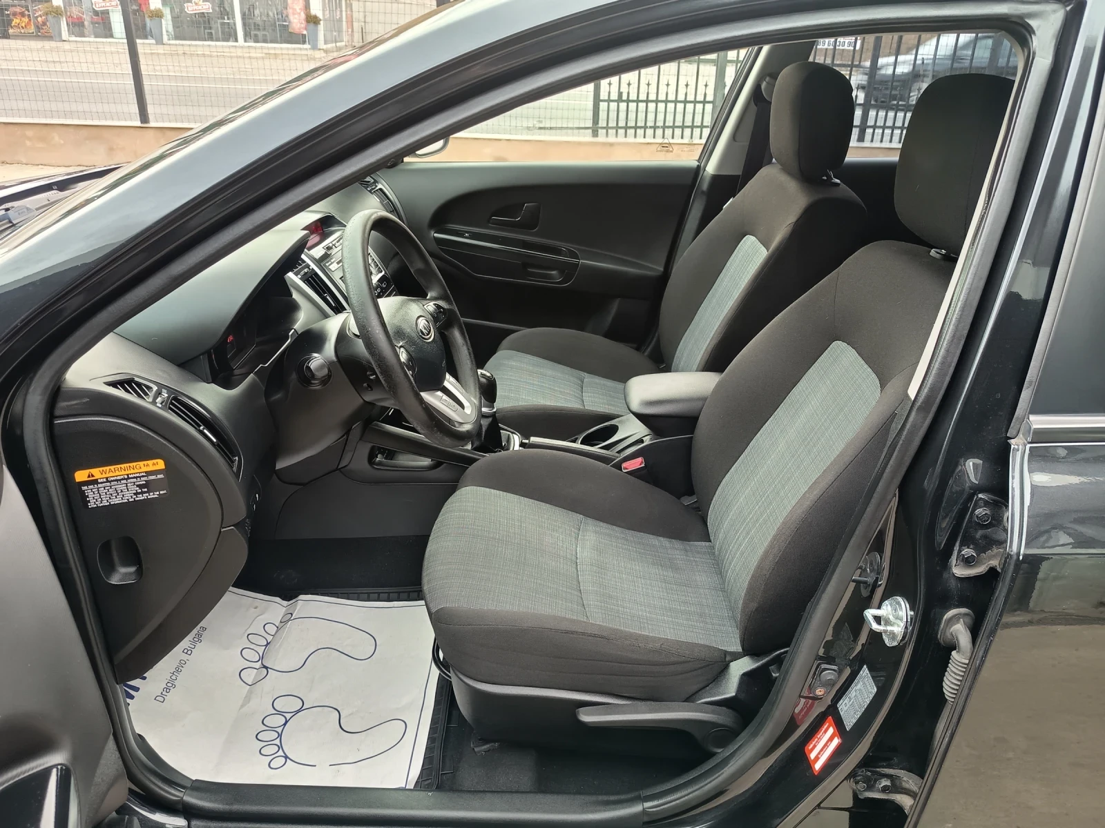 Kia Ceed 1.4i16v - изображение 8