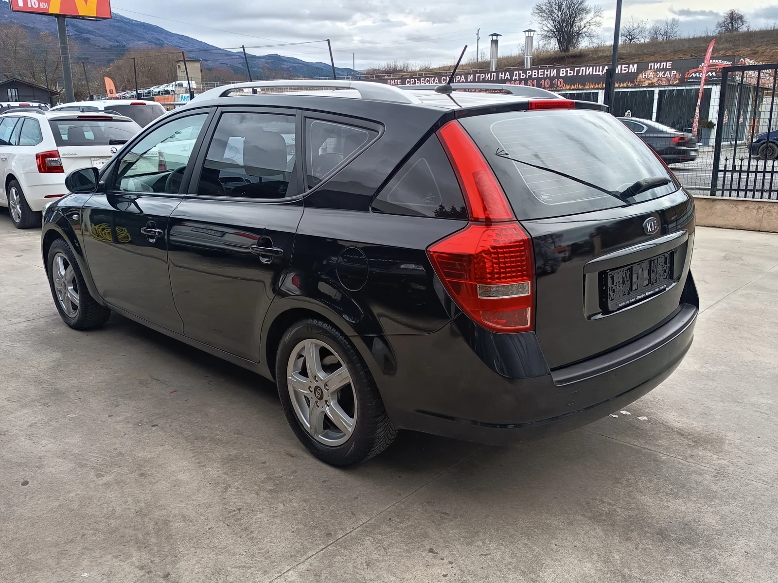 Kia Ceed 1.4i16v - изображение 6