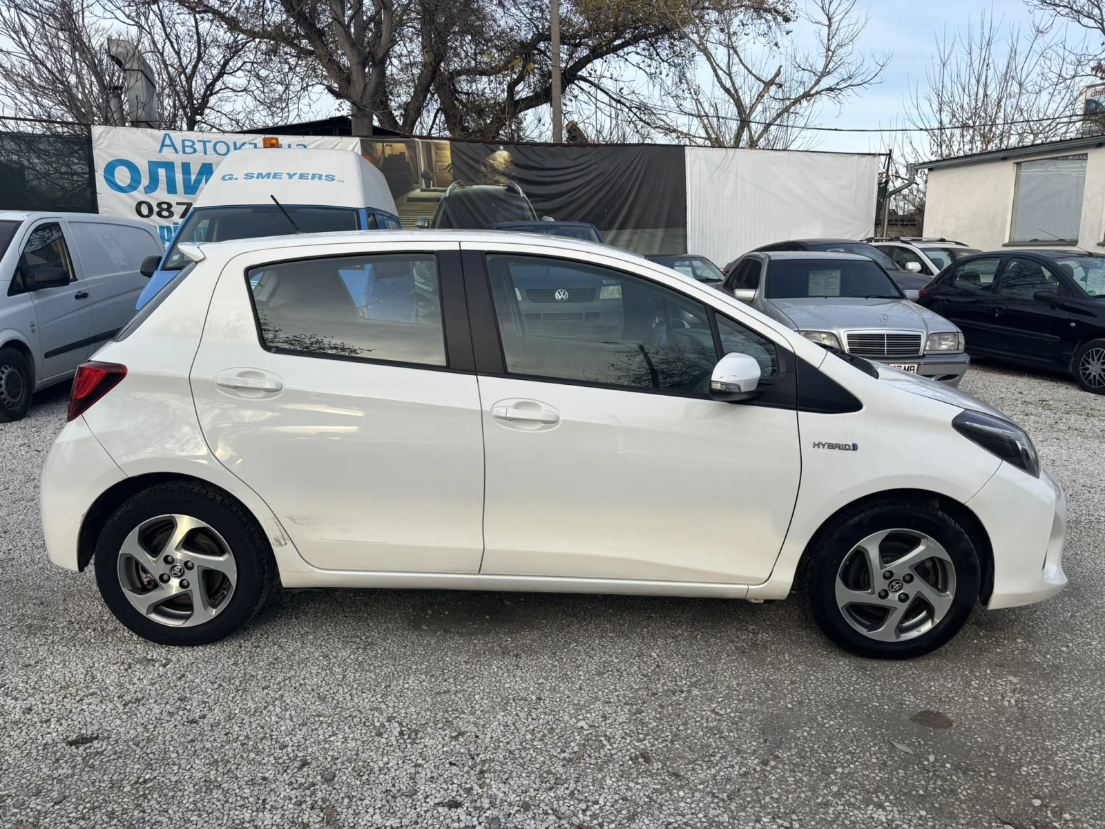 Toyota Yaris 1.5 - Хибрид - изображение 7