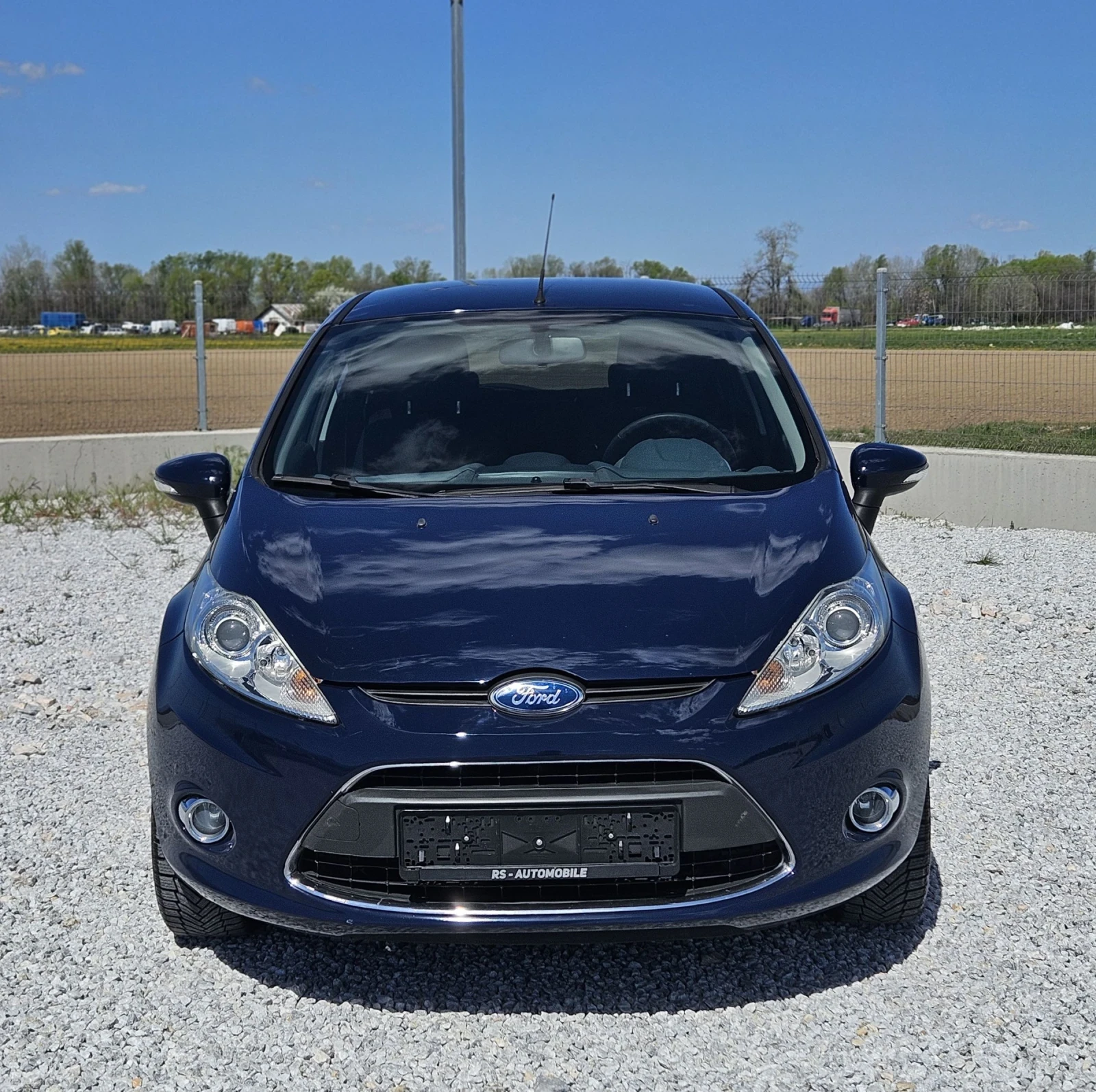 Ford Fiesta Titanium , снимка 2 - Автомобили и джипове - 53432174