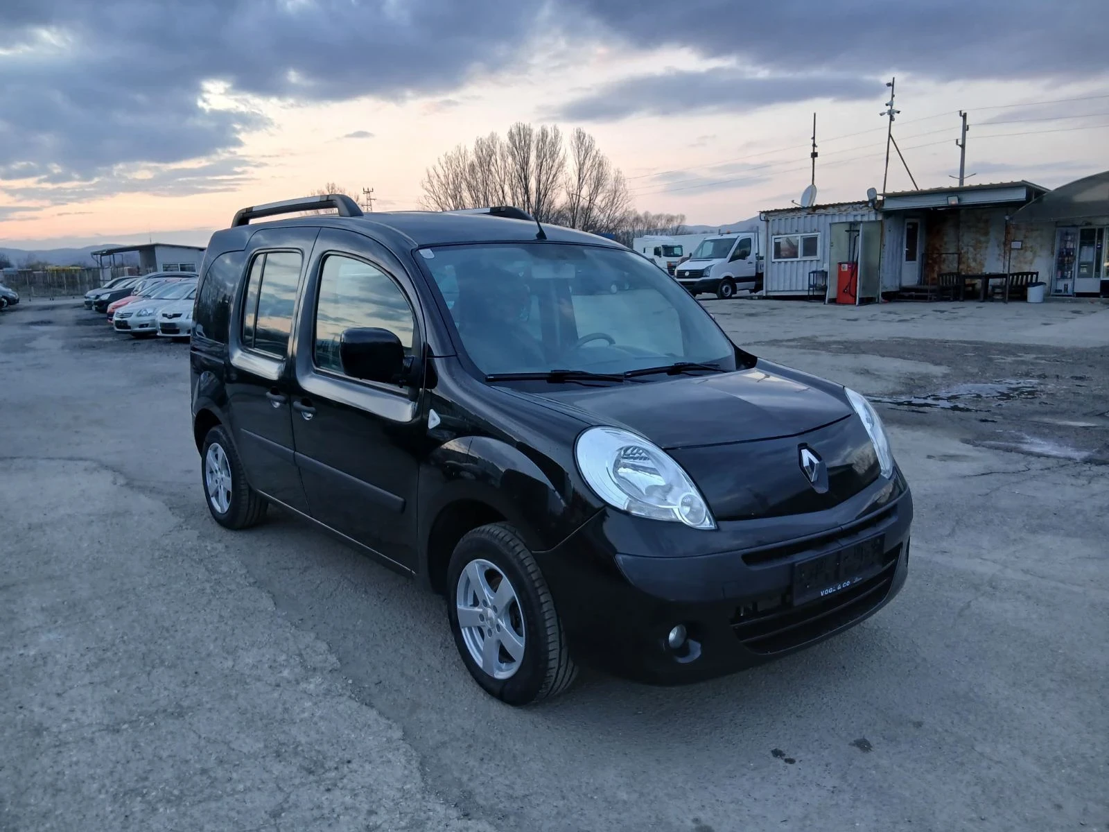Renault Kangoo 1.5DCI, снимка 2 - Автомобили и джипове - 53894358