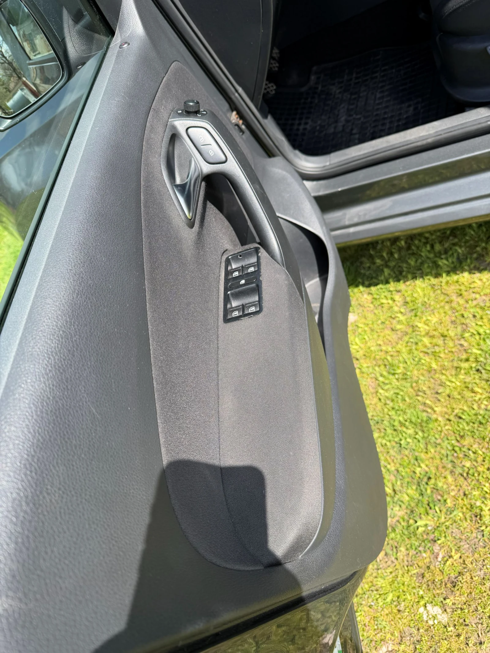 VW Polo, снимка 12 - Автомобили и джипове - 54261634