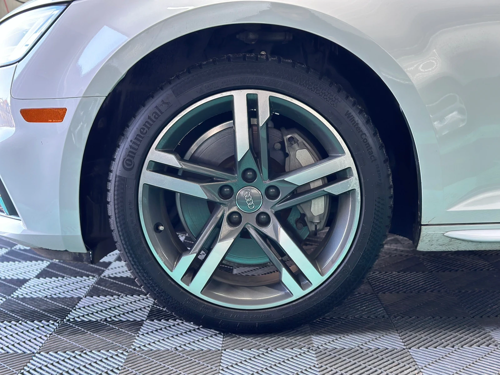 Audi A4 2.0T, снимка 7 - Автомобили и джипове - 54266389