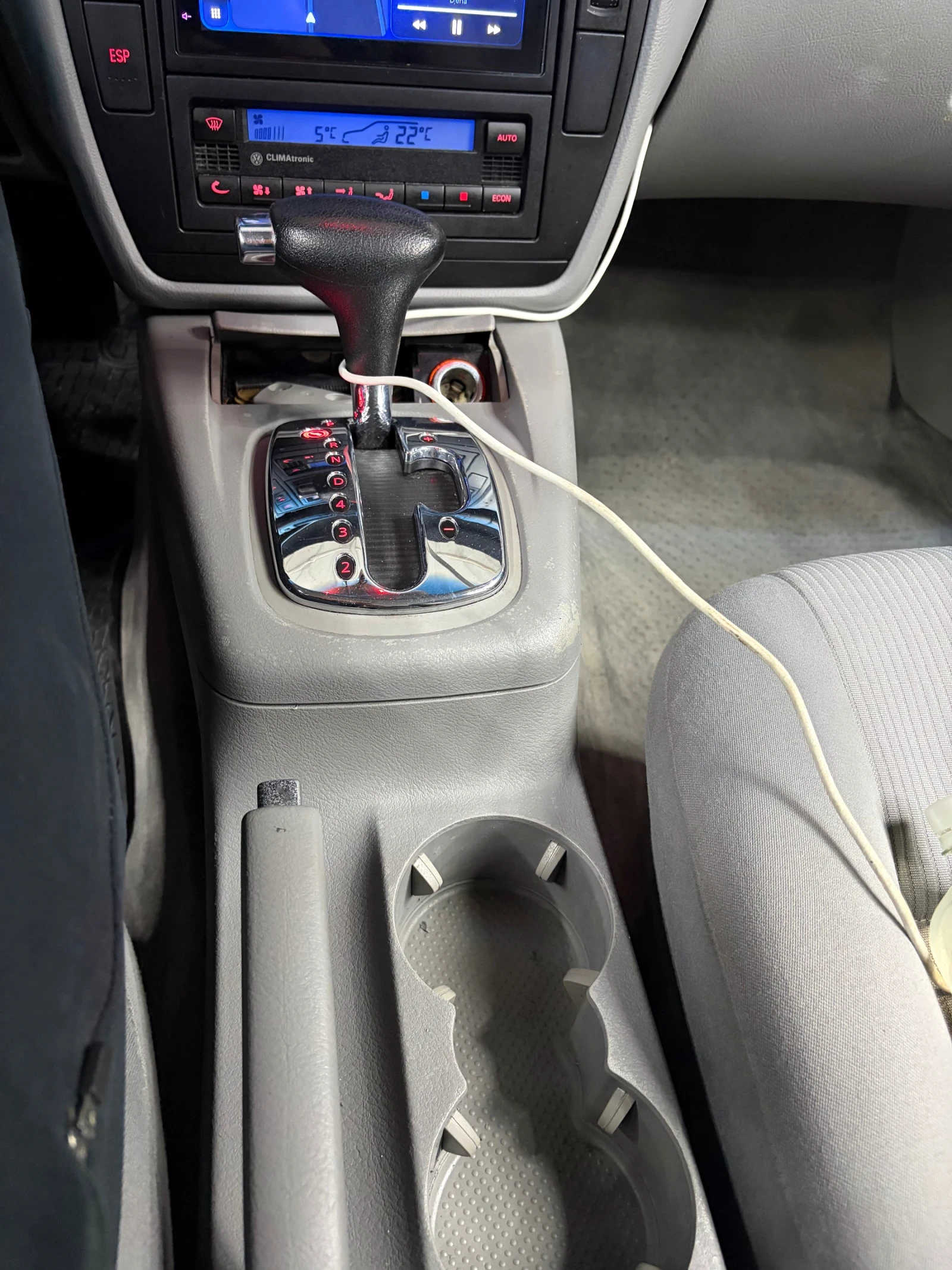 VW Passat, снимка 8 - Автомобили и джипове - 54564003