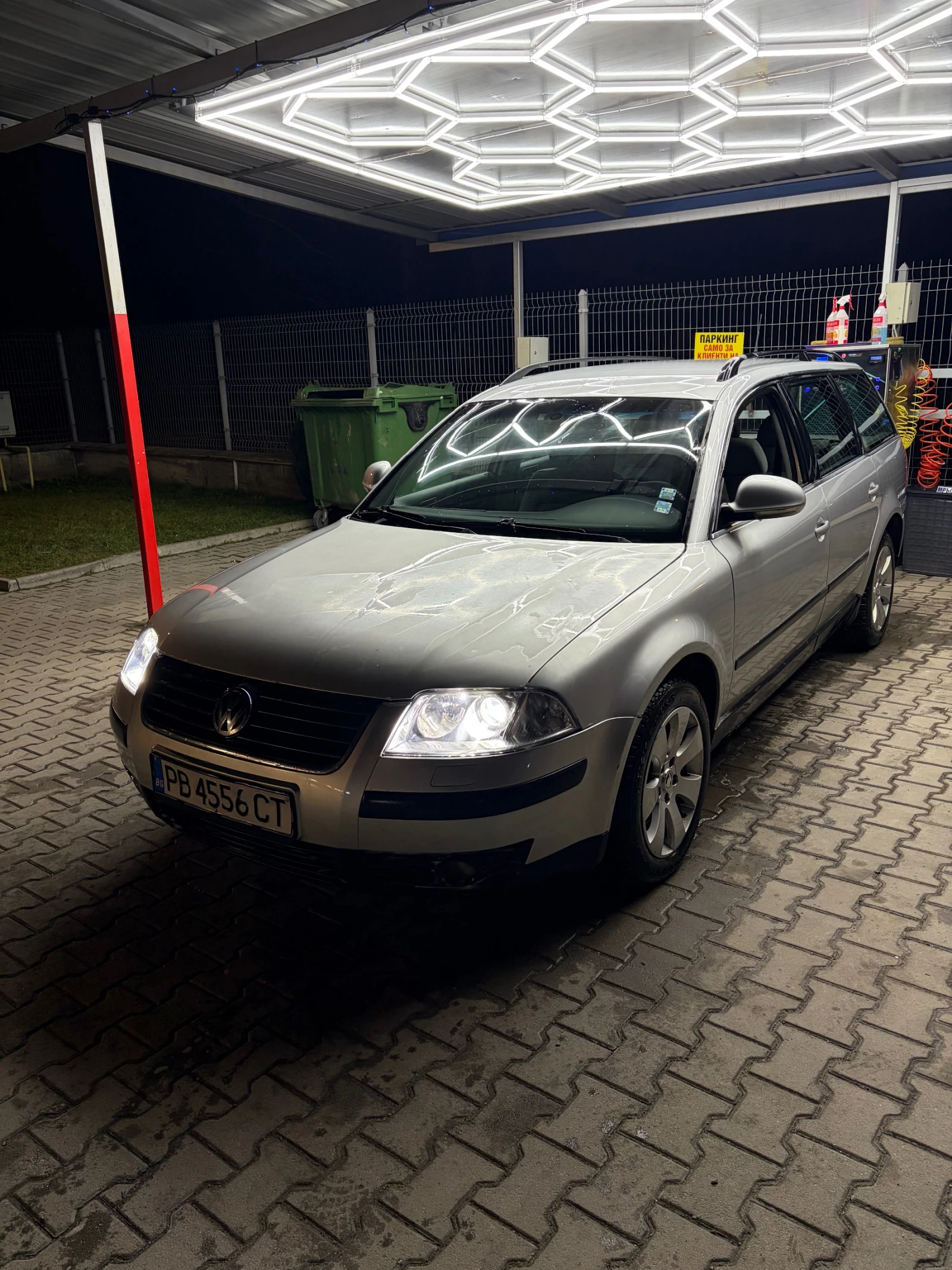 VW Passat