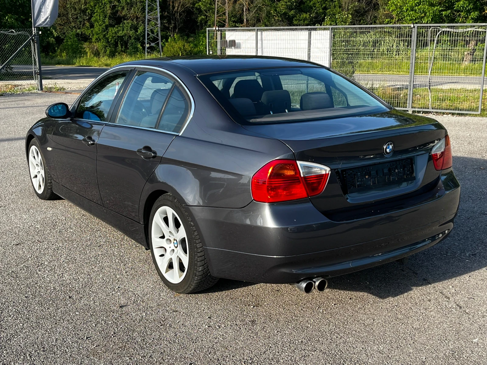 BMW 325 3.0d M57 Задно Ръчка, снимка 3 - Автомобили и джипове - 54670819