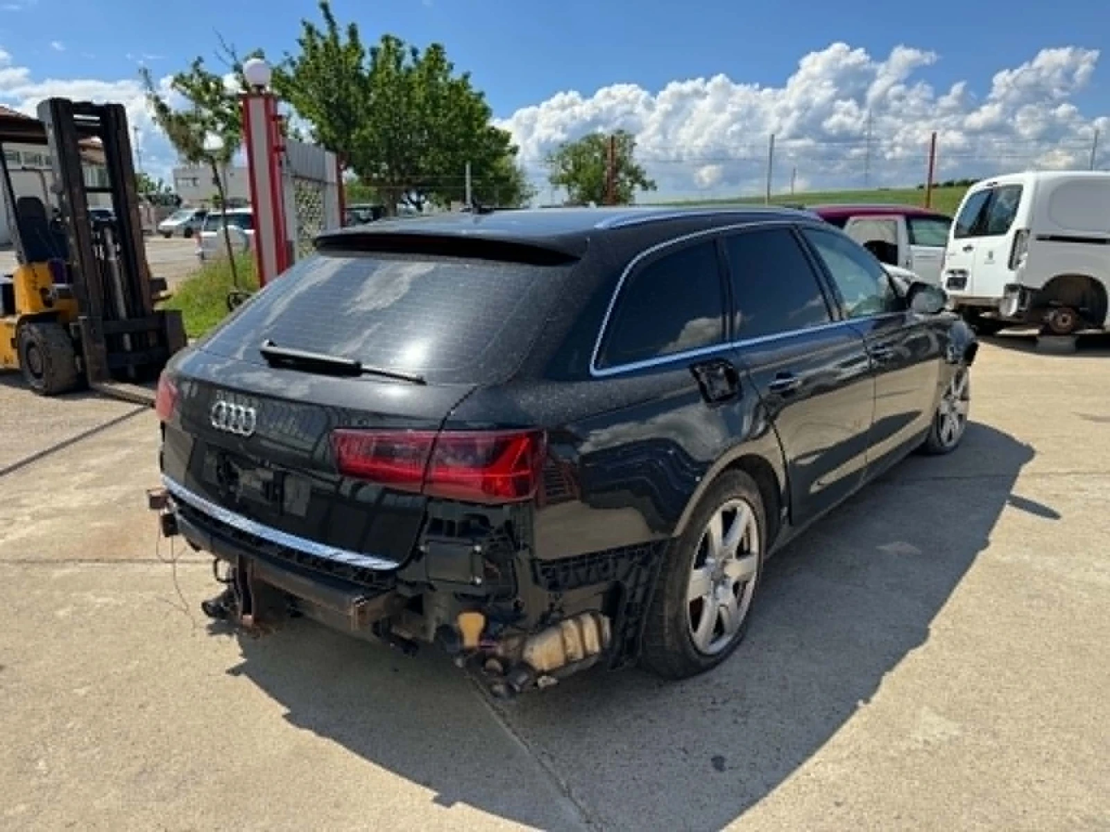 Audi A6 2.0, снимка 2 - Автомобили и джипове - 54699046