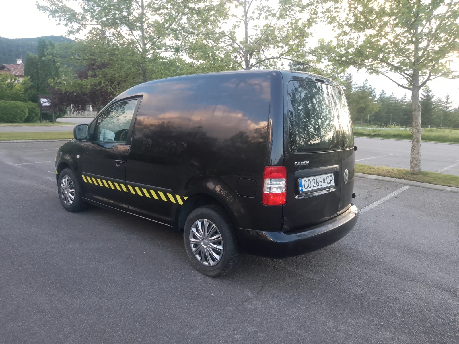 VW Caddy 2.0 SDI - малък данък, снимка 6 - Автомобили и джипове - 54758327