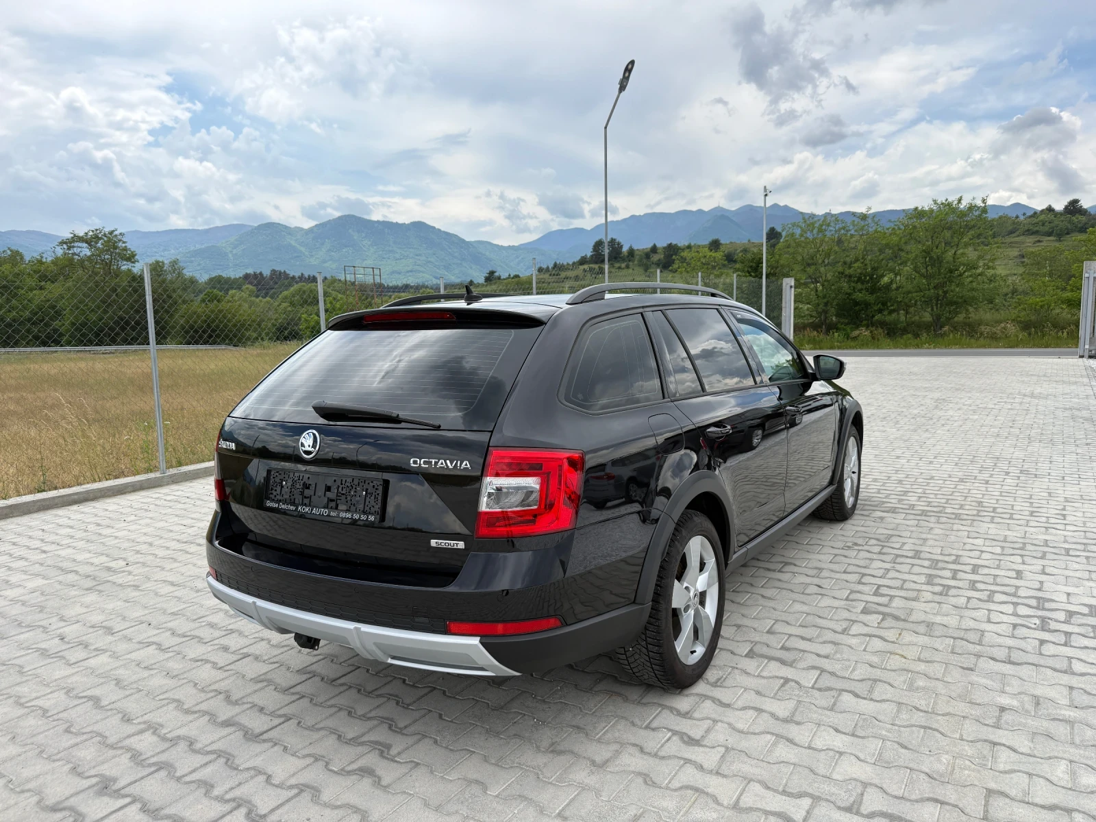 Skoda Octavia 2.0 TDI SCOUT 4x4 FULL LED  ШВЕЙЦАРИЯ, снимка 6 - Автомобили и джипове - 54788251