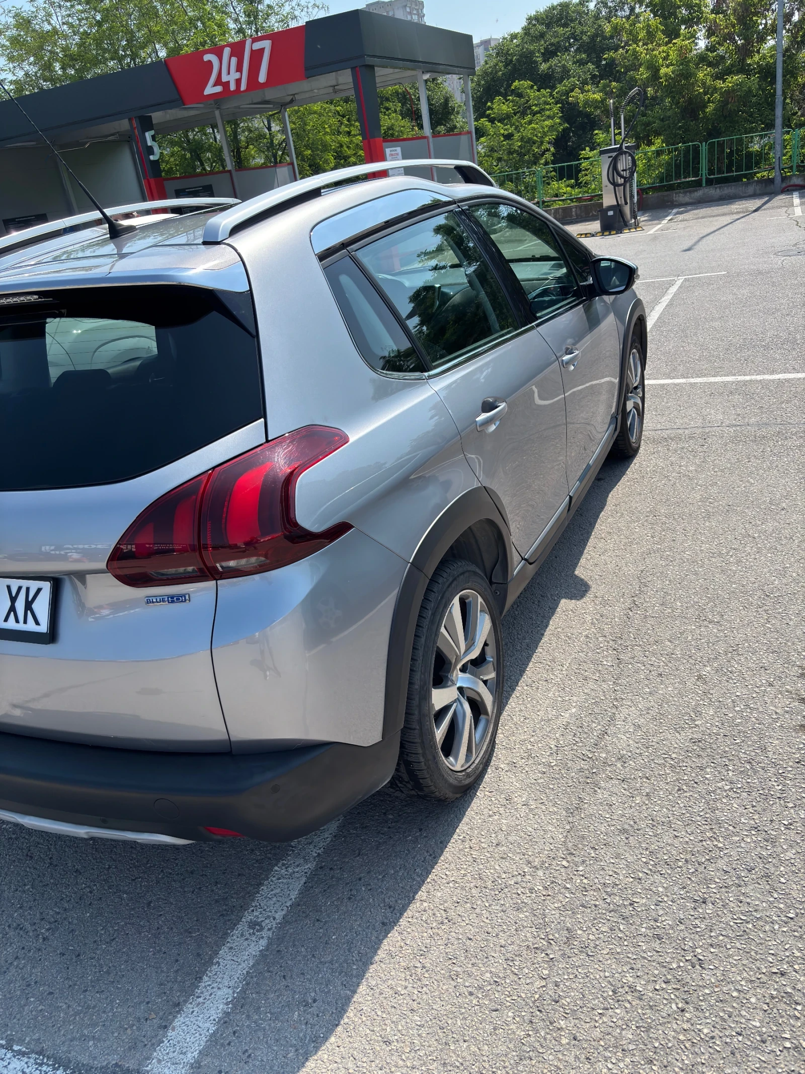 Peugeot 2008, снимка 4 - Автомобили и джипове - 54803505